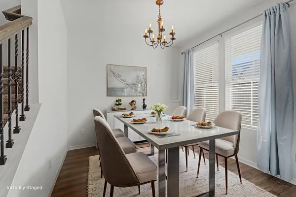 a view of empty room with window