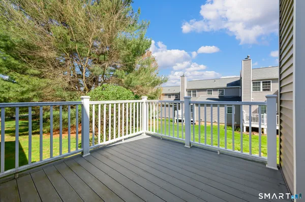 $250,000 | 10 Linden Court, Unit 10, Bloomfield, CT 06002