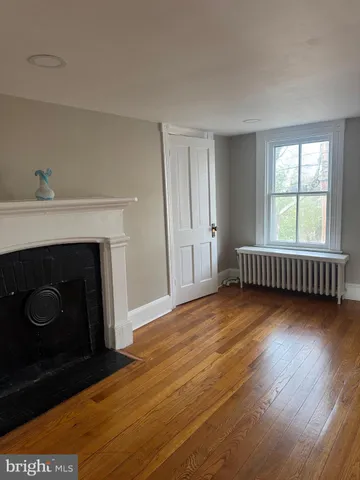 $3,200 | 12 Wirt Street Northwest, Leesburg, VA 20176