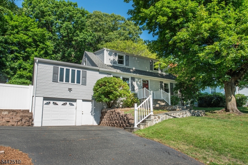 27 Mountain Road Rockaway, NJ 07866 - Photo 30 of 32