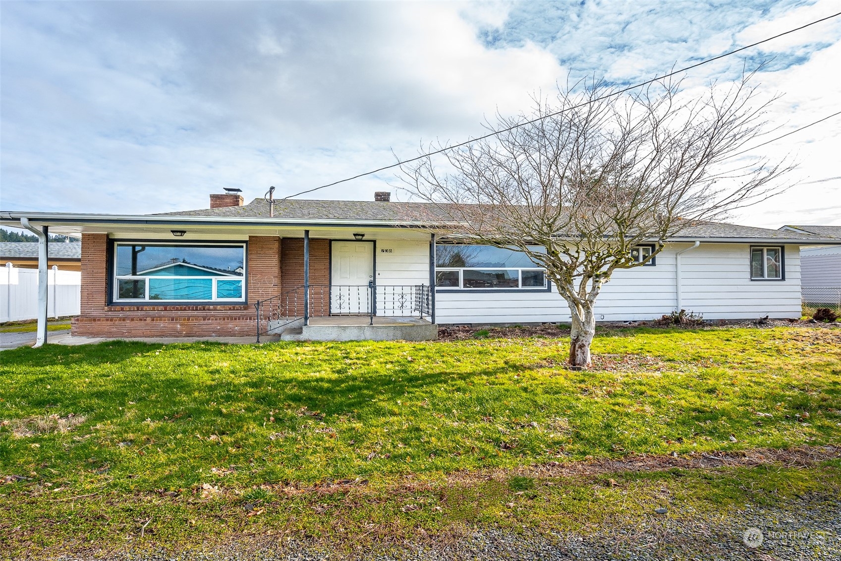 738 Southwest 19th Street Chehalis, WA 98532 - Photo 1 of 40 a house view with a garden space