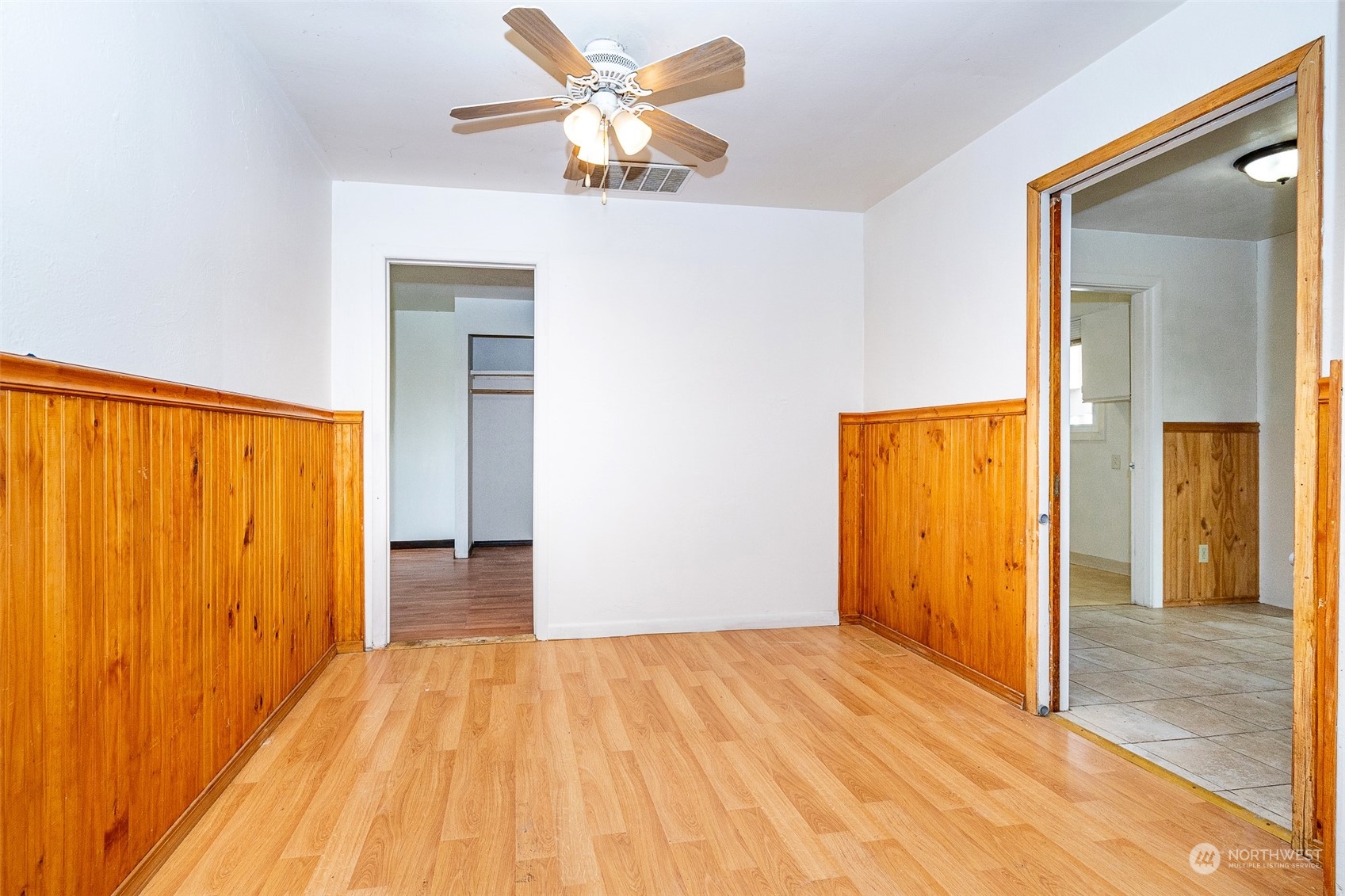 738 Southwest 19th Street Chehalis, WA 98532 - Photo 10 of 40 a view of a room with wooden floor
