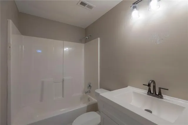 $259,140 | 10408 East 45th Terrace, Kansas City, MO 64133