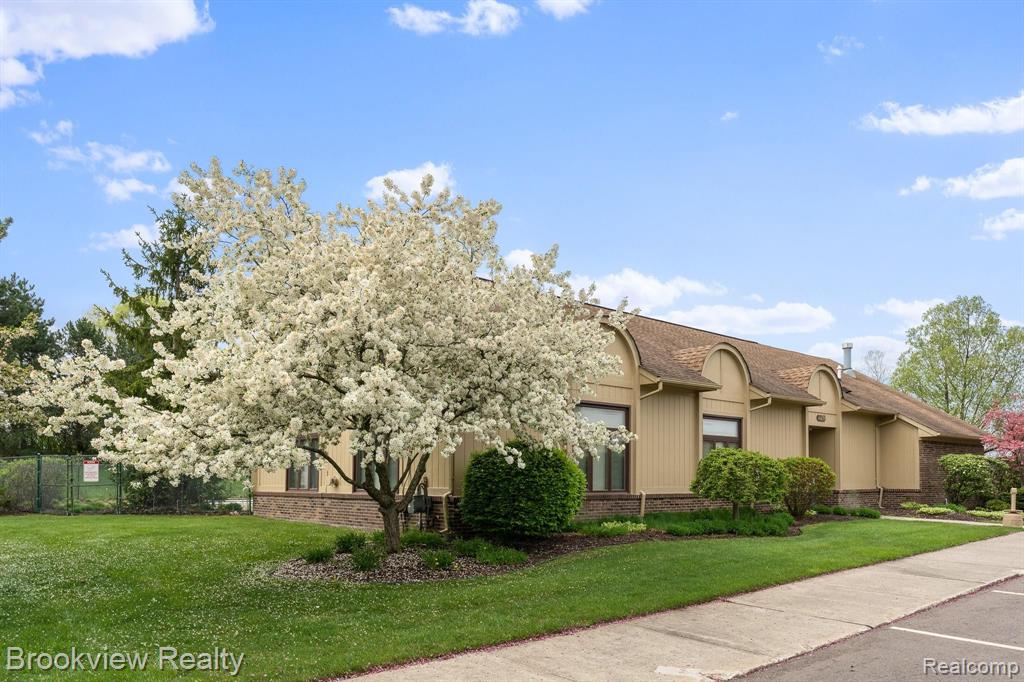 2255 Crystal Drive Rochester Hills, MI 48309 - Photo 28 of 29
