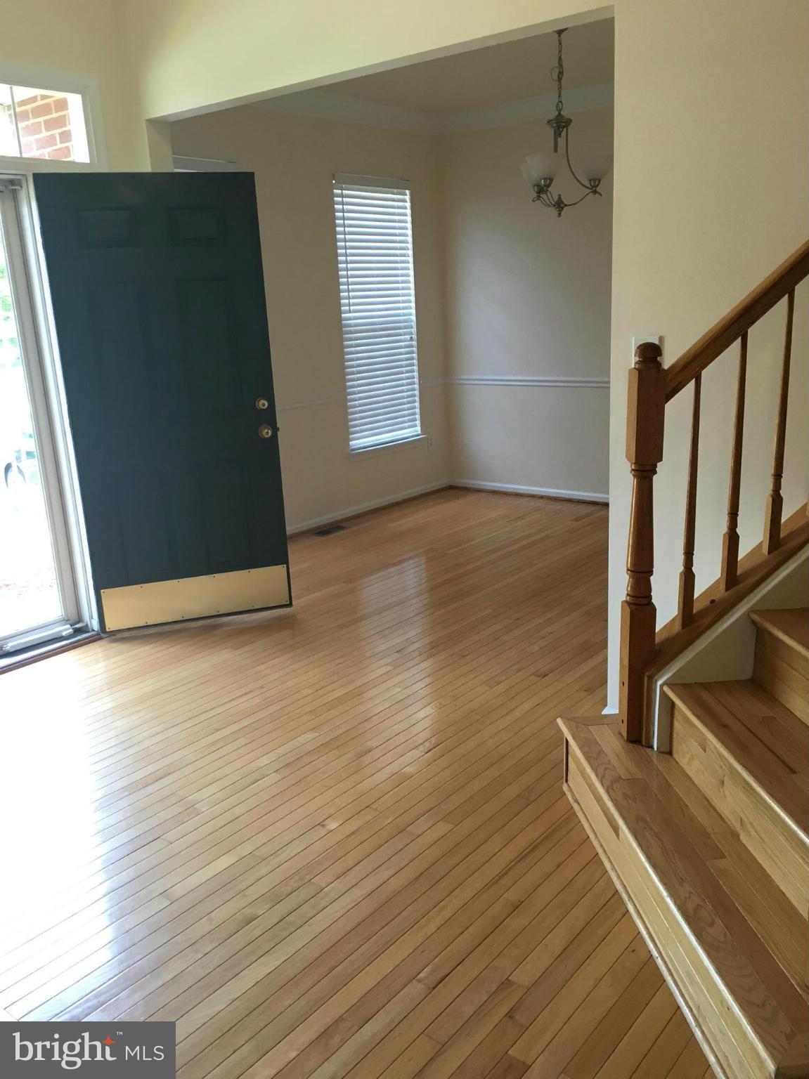 12104 Snowden Woods Road Laurel, MD 20708 - Photo 2 of 15 Interior (General)