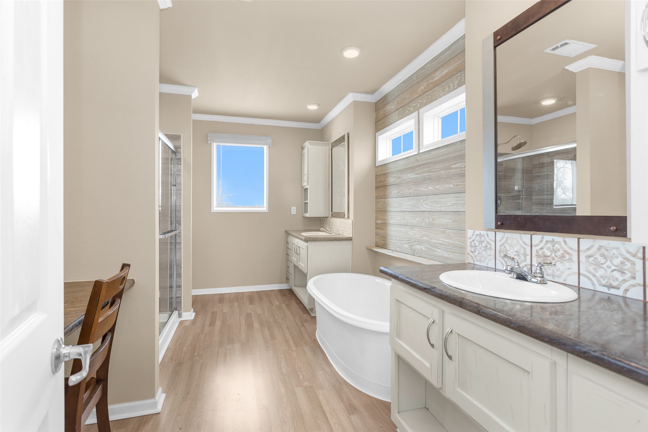 6083 Fm 3060 Midway, TX 75852 - Photo 18 of 49 Huge soaking tub
