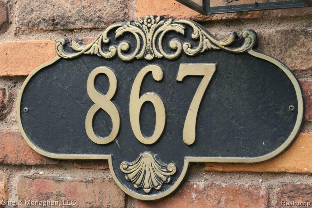 867 Fisher Road Grosse Pointe, MI 48230 - Photo 12 of 39 img_1197 - Copy.jpg