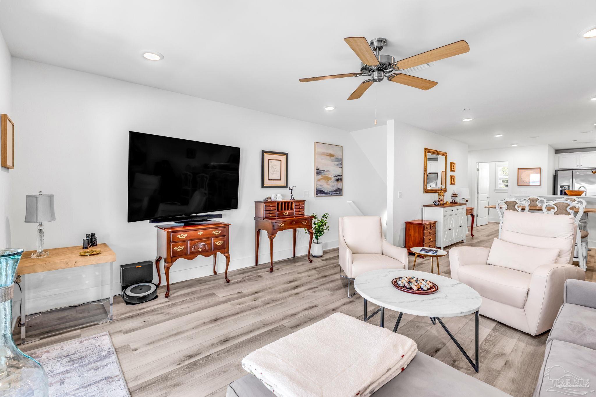 16140 Innerarity Point Road Pensacola, FL 32507 - Photo 12 of 46 Gallery Image 12