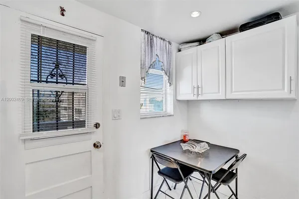 $1,650 | 2999 Point E Drive, Unit C511, Aventura, FL 33160