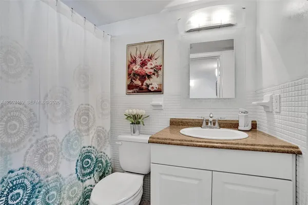 $1,650 | 2999 Point E Drive, Unit C511, Aventura, FL 33160