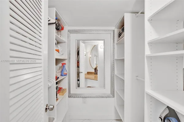 $1,650 | 2999 Point E Drive, Unit C511, Aventura, FL 33160