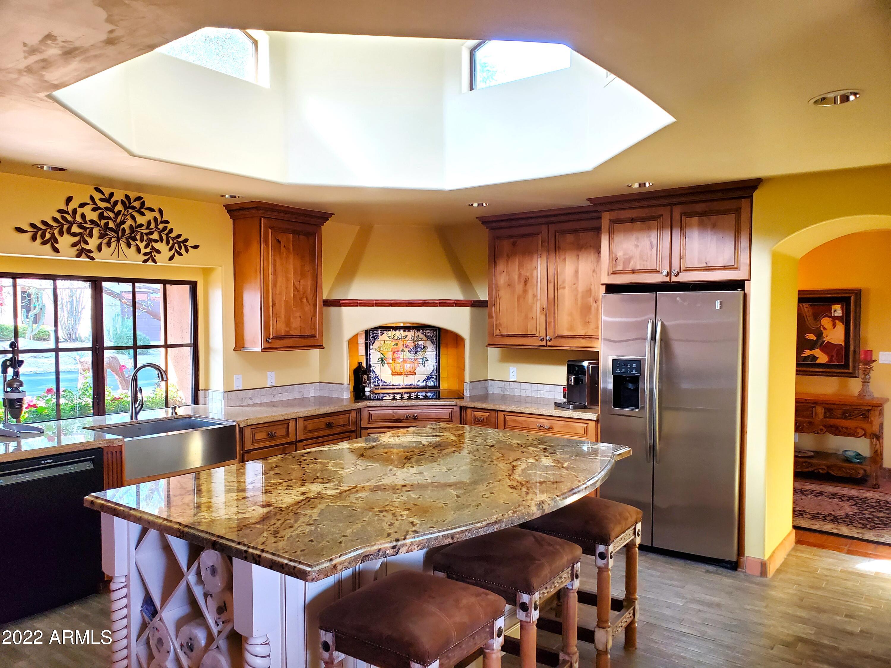 26223 North Bravo Lane Rio Verde, AZ 85263 - Photo 5 of 9 Domed Skylight
