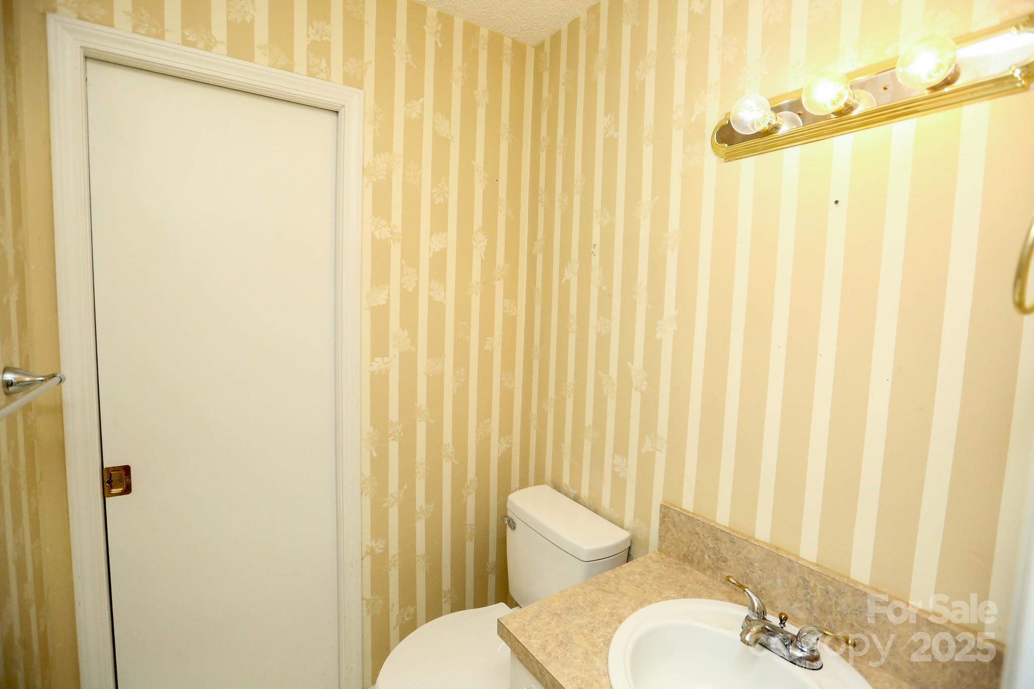 1235 Winecoff School Road Concord, NC 28027 - Photo 14 of 20