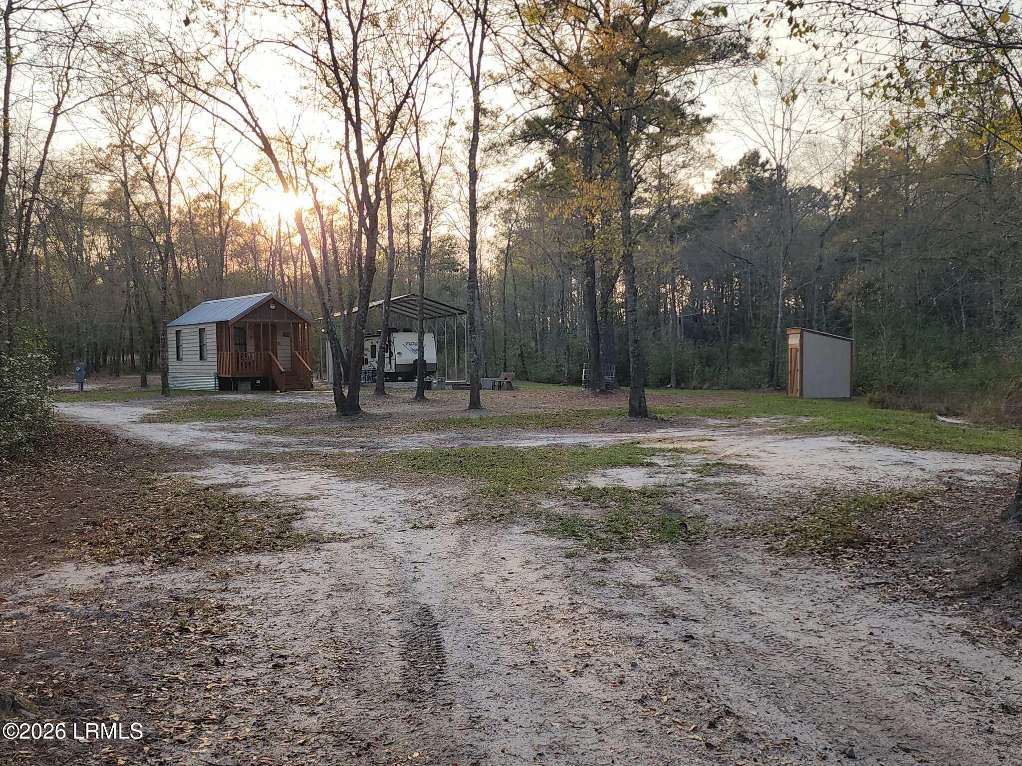 1504 County Rd S-25-27 Varnville, SC 29944 - Photo 1 of 40 e489ad28-a0d7-4ed9-838f-574e29a5ff3b