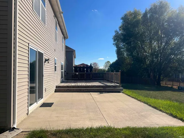 $2,300 | 8611 Springberry Drive, Fort Wayne, IN 46818