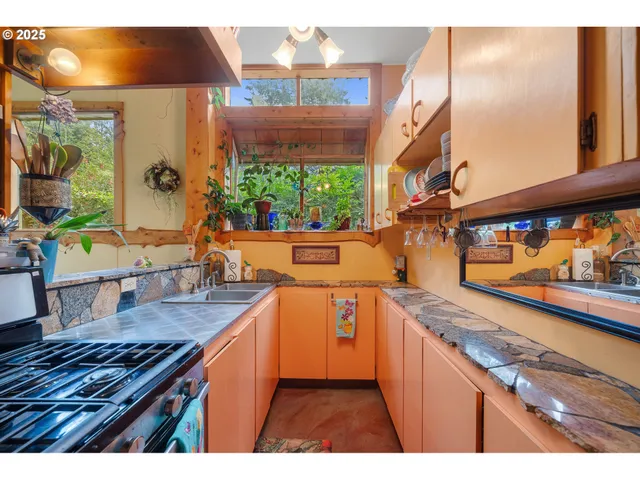 $549,000 | 17050 Wilson River Highway, Tillamook, OR 97141