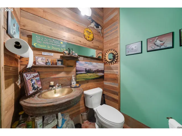 $549,000 | 17050 Wilson River Highway, Tillamook, OR 97141