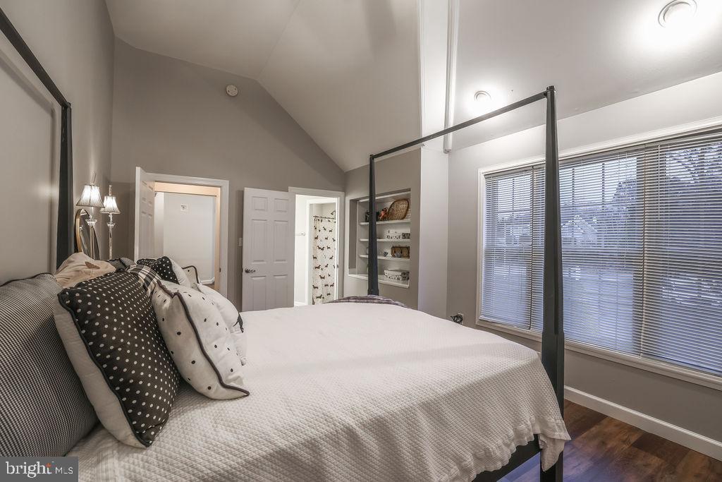 5 Popper Street Manahawkin, NJ 08050 - Photo 28 of 74 2nd fl br