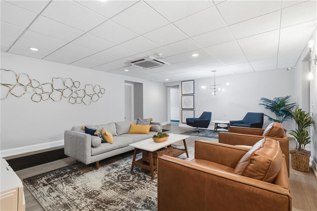 520 Washington Road, Unit 405 Pittsburgh, PA 15228 - Photo 8 of 30 Gallery Image 8
