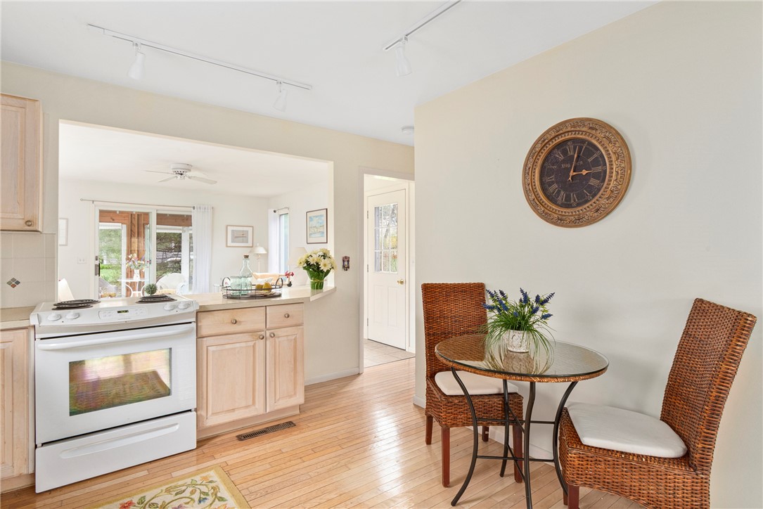 36 Beach Plum Road Narragansett, RI 02882 - Photo 17 of 44 Gallery Image 17
