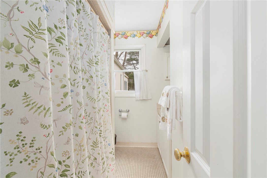 36 Beach Plum Road Narragansett, RI 02882 - Photo 31 of 44 Gallery Image 31