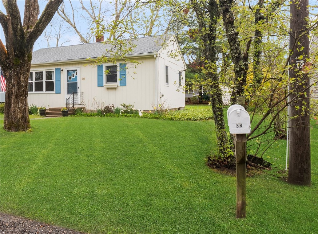 36 Beach Plum Road Narragansett, RI 02882 - Photo 4 of 44 Gallery Image 4