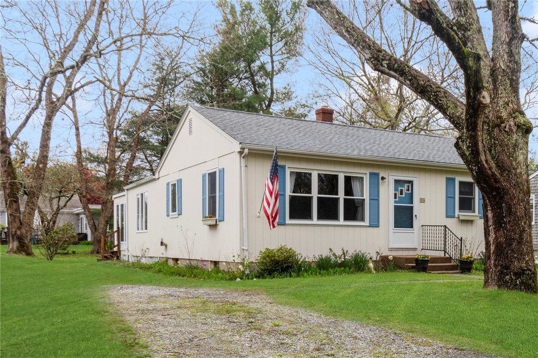36 Beach Plum Road Narragansett, RI 02882 - Photo 5 of 44 Gallery Image 5