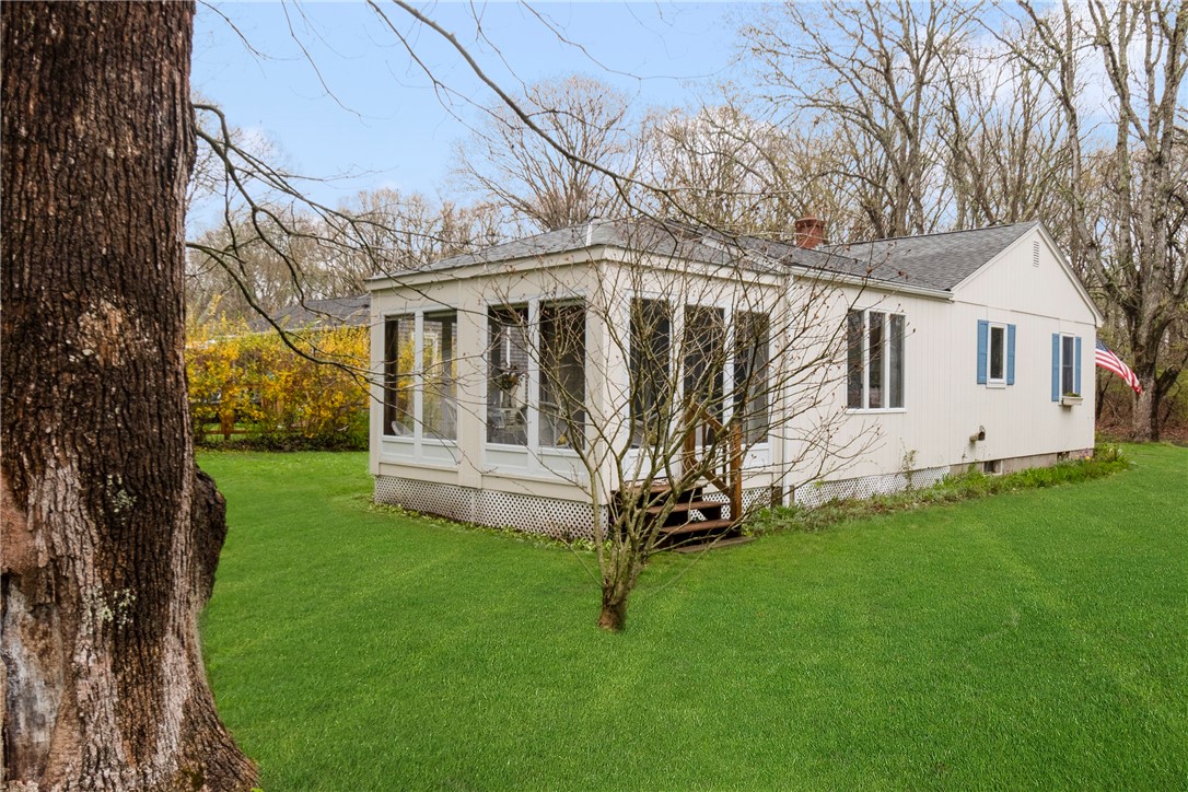 36 Beach Plum Road Narragansett, RI 02882 - Photo 6 of 44 Gallery Image 6