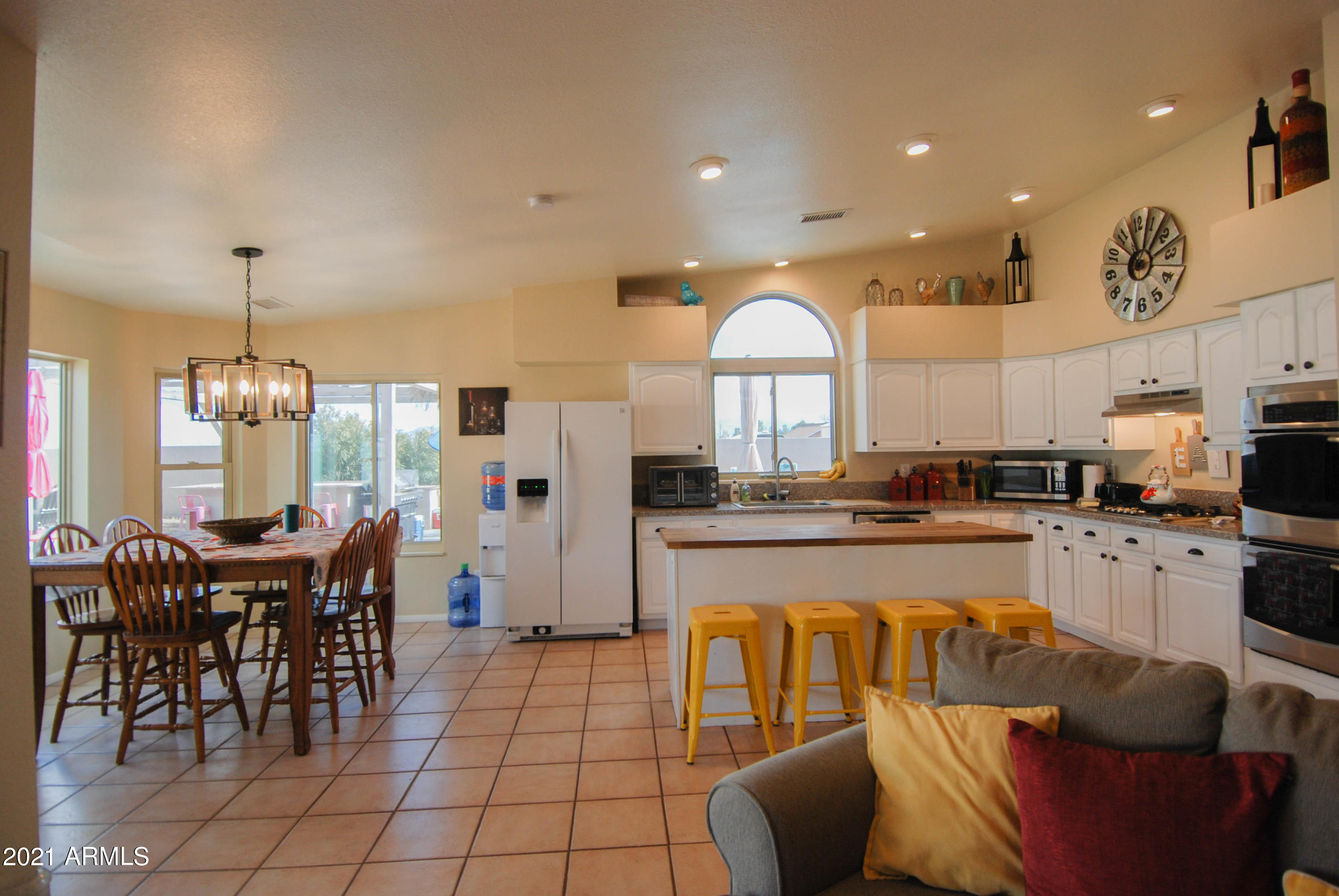 3266 West Cox Road Willcox, AZ 85643 - Photo 9 of 51 edited (10 of 55)