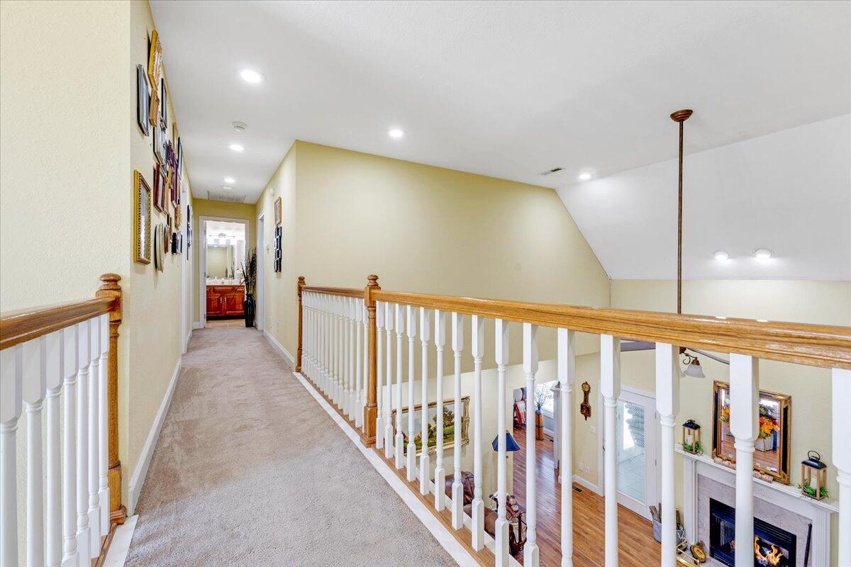 26 Ivory Way Ringgold, GA 30736 - Photo 33 of 47 Hallway