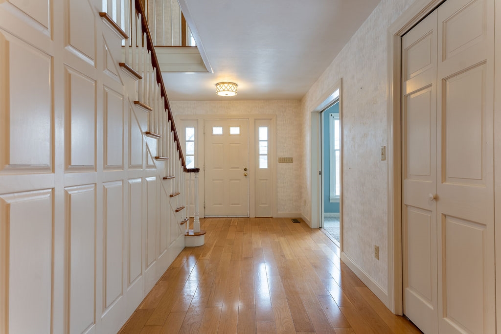 75 South Road North Hampton, NH 03862 - Photo 16 of 40
