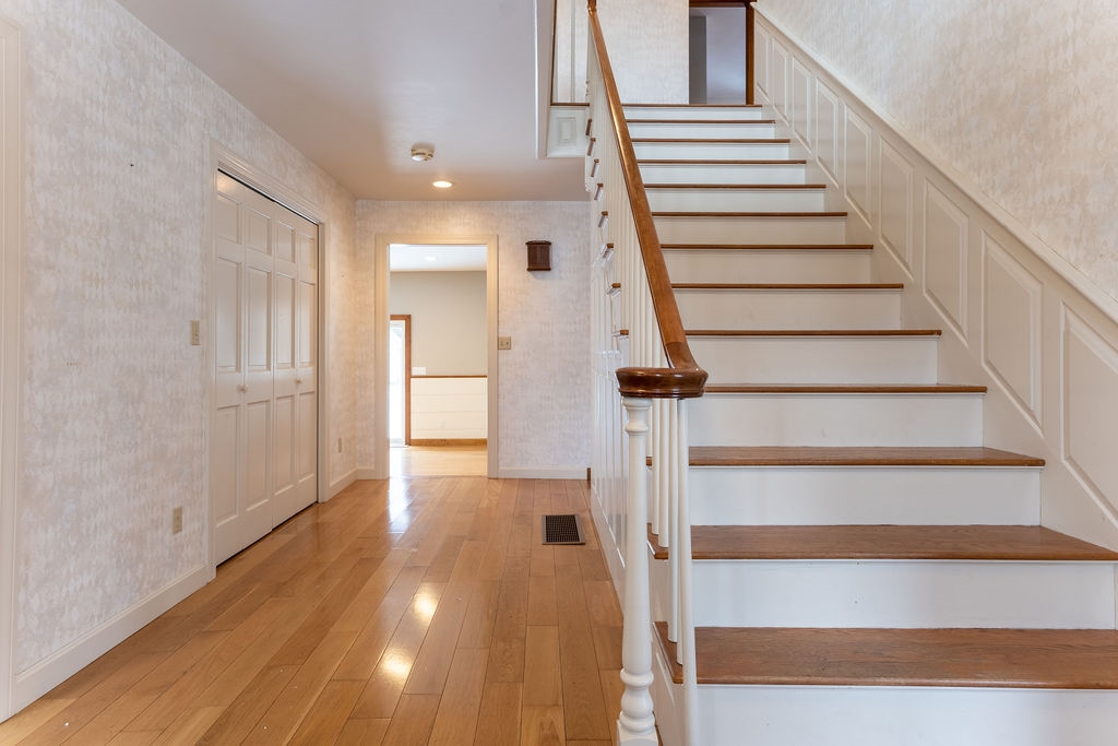 75 South Road North Hampton, NH 03862 - Photo 17 of 40