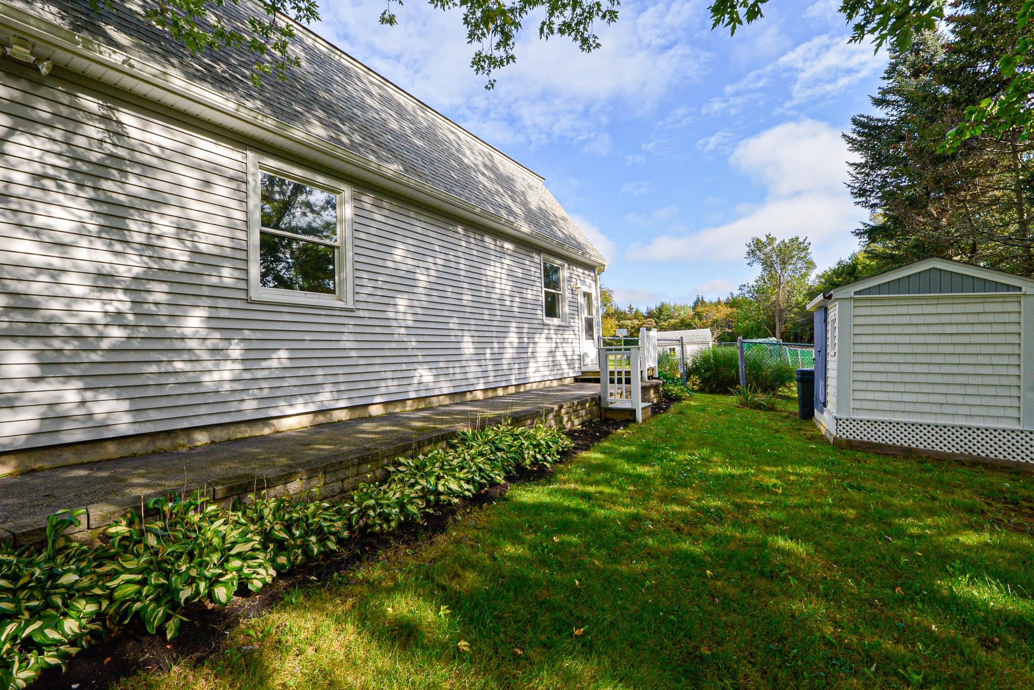 75 South Road North Hampton, NH 03862 - Photo 28 of 40