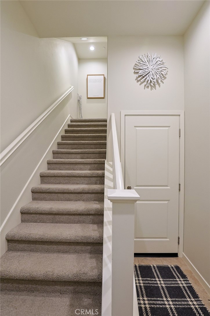 78 Kestrel Irvine, CA 92618 - Photo 24 of 32 a view of entryway