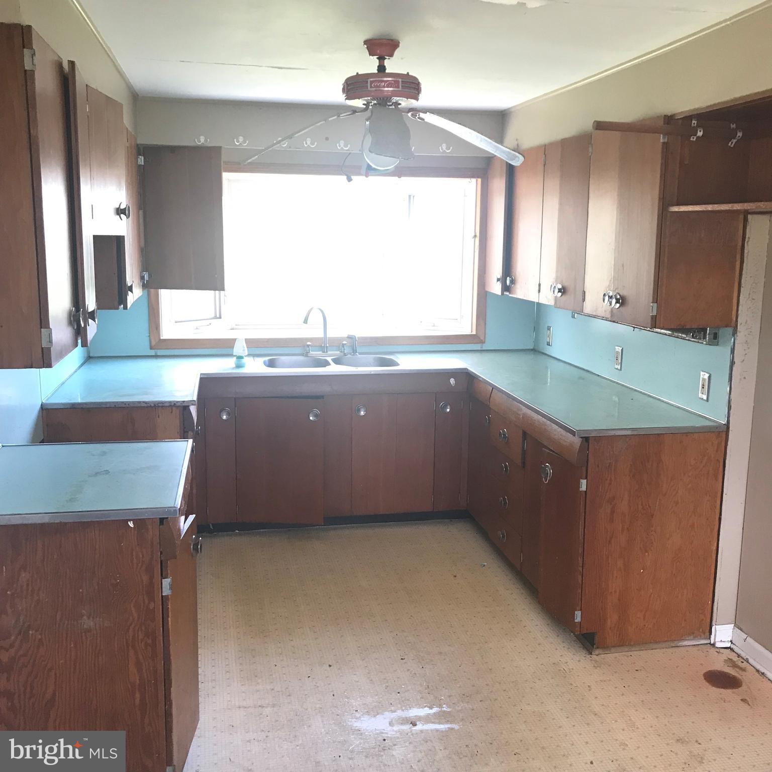 522 Eldridges Hill Road Pilesgrove, NJ 08098 - Photo 7 of 30 Kitchen