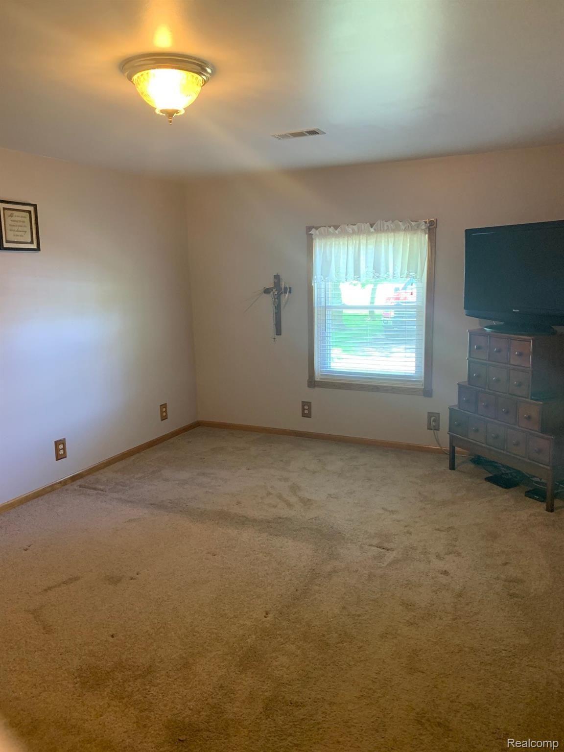 6804 Clifford Road Marlette, MI 48453 - Photo 11 of 18 IMG_3452.jpg