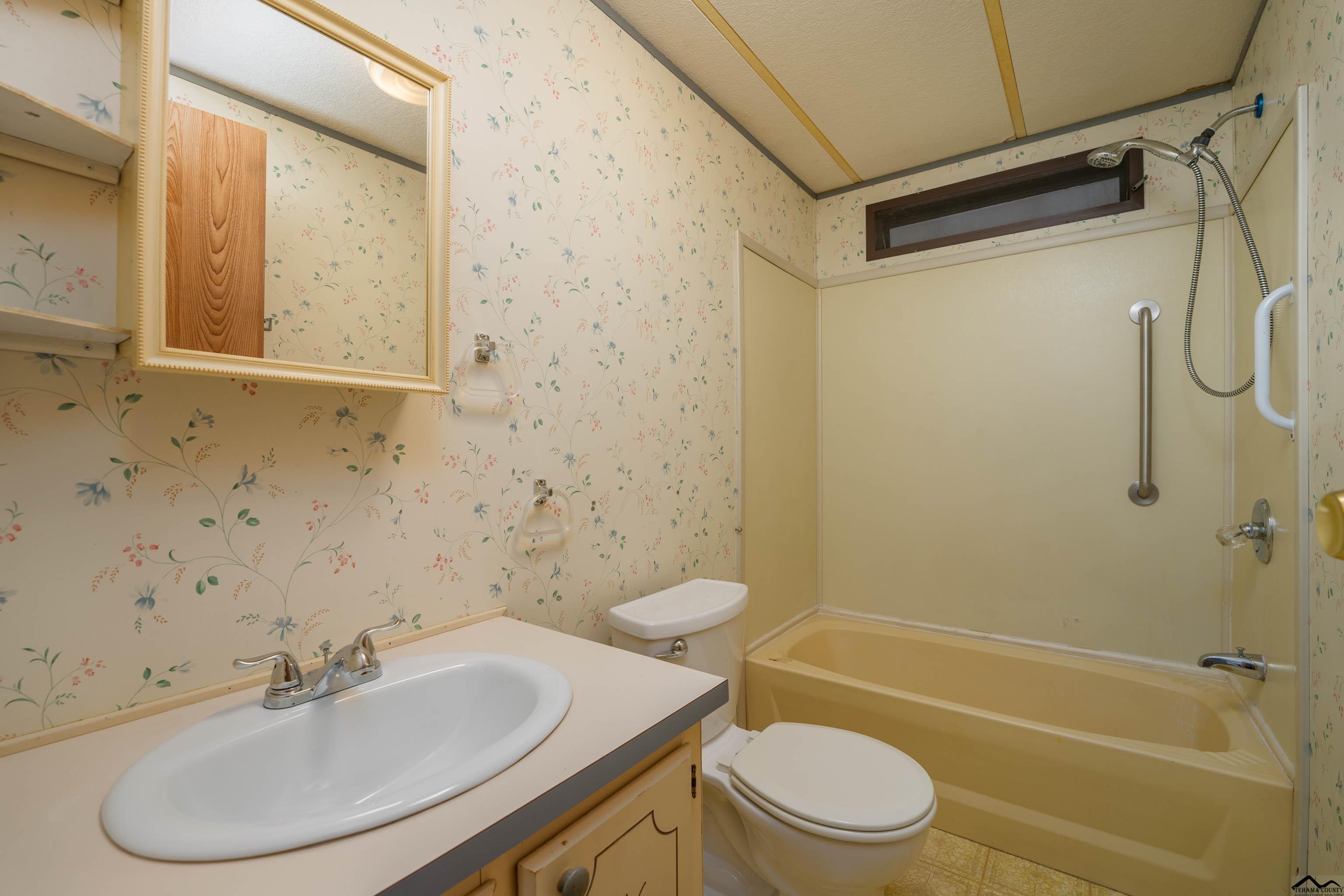 350 Gilmore Road, Unit 24 Red Bluff, CA 96080 - Photo 19 of 26