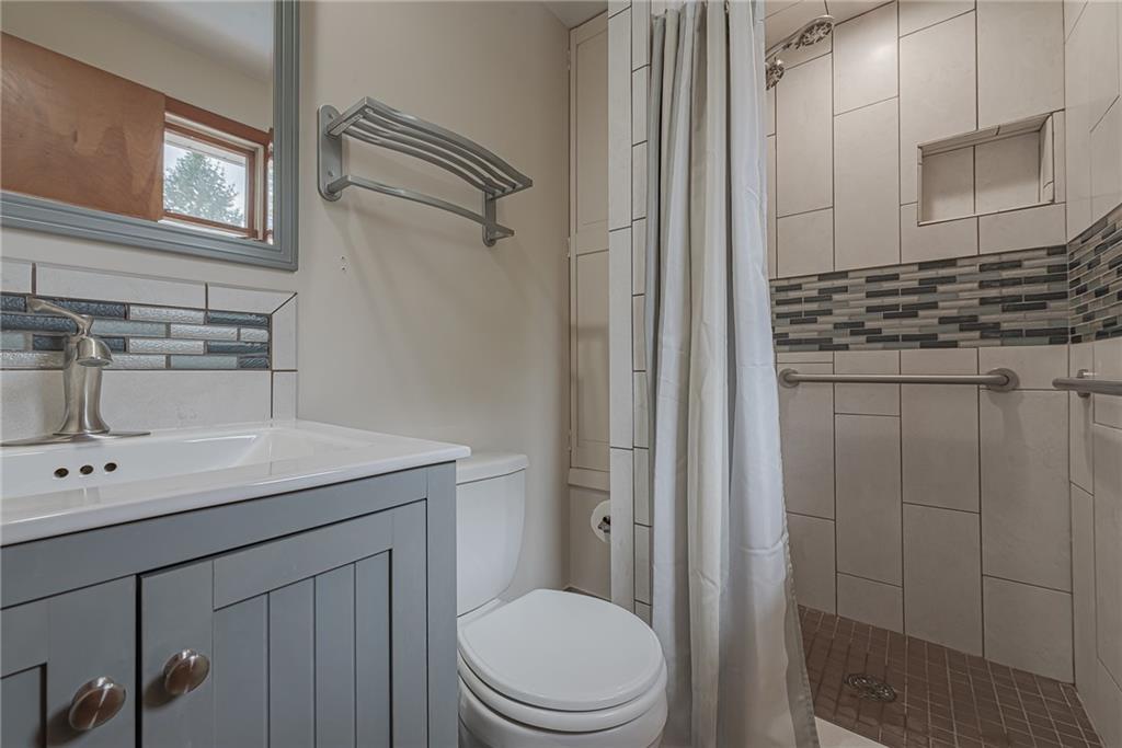 2191 Robbins Station Road Irwin, PA 15642 - Photo 17 of 25 Gallery Image 17
