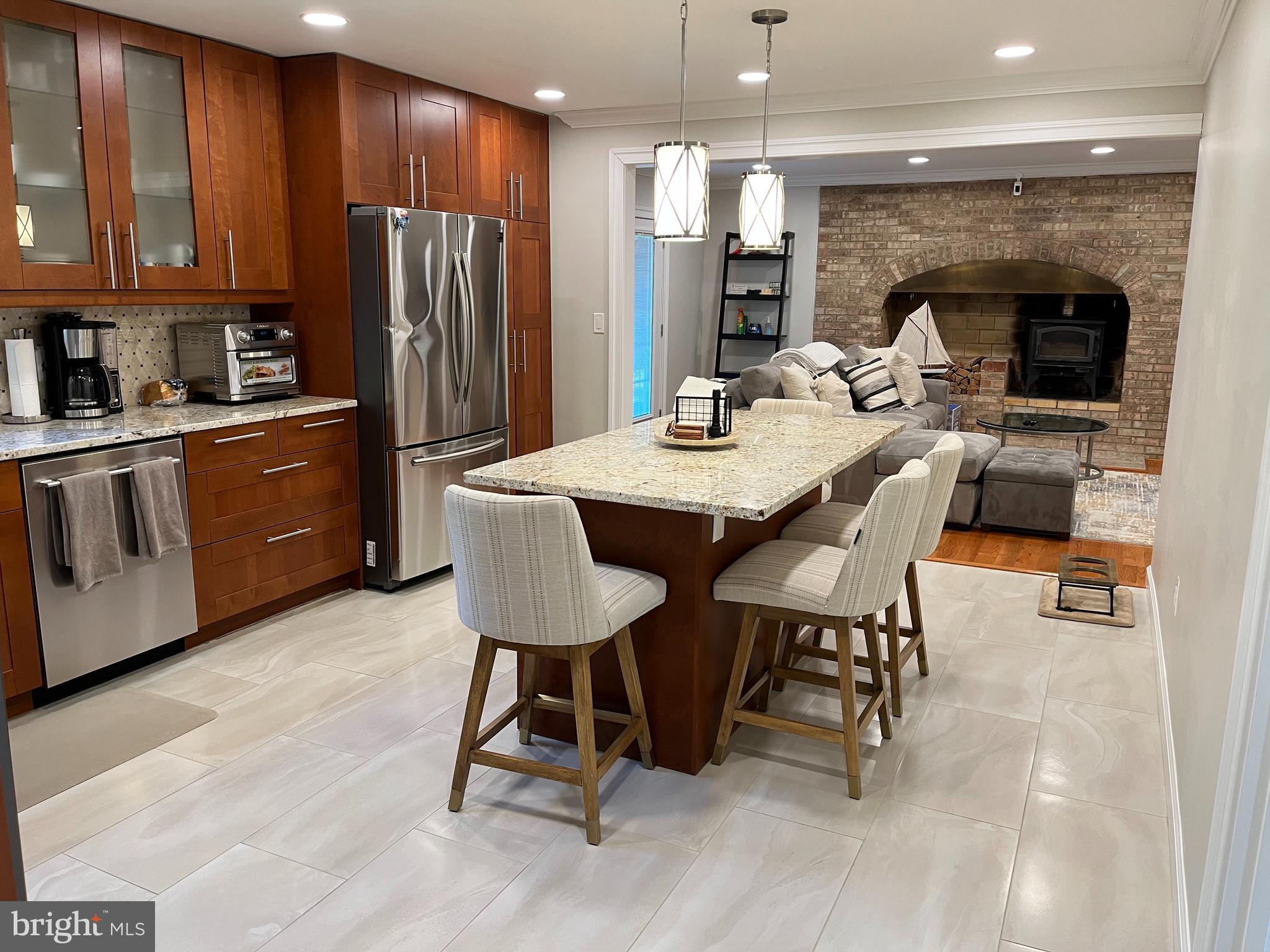 10216 Windsor View Drive Potomac, MD 20854 - Photo 9 of 43