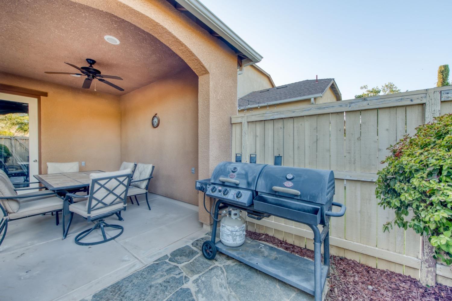 4085 Harlan Ranch Boulevard Clovis, CA 93619 - Photo 26 of 27