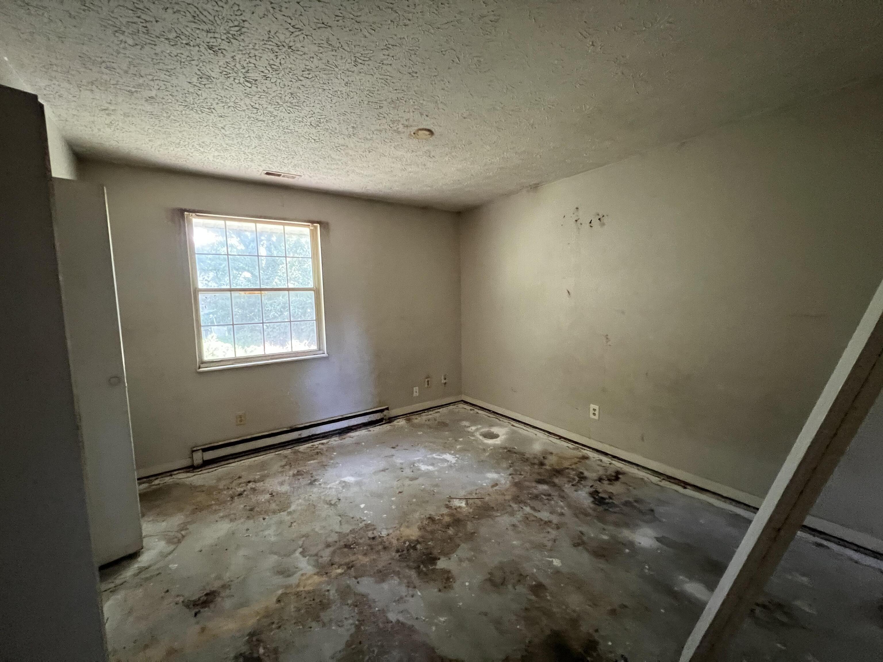4417 Mitthoeffer Road Indianapolis, IN 46235 - Photo 15 of 32 Gallery Image 15