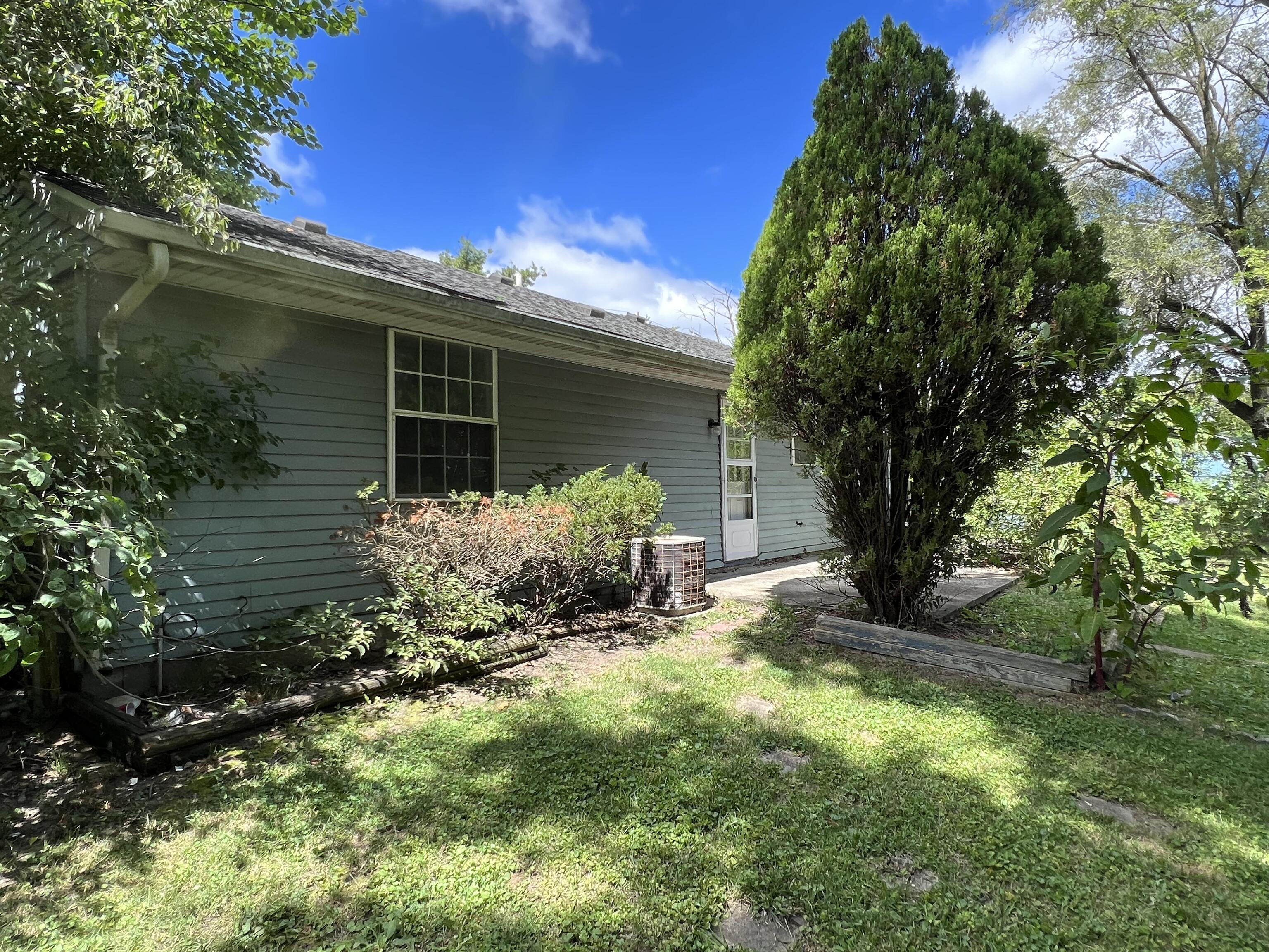 4417 Mitthoeffer Road Indianapolis, IN 46235 - Photo 9 of 32 Gallery Image 9