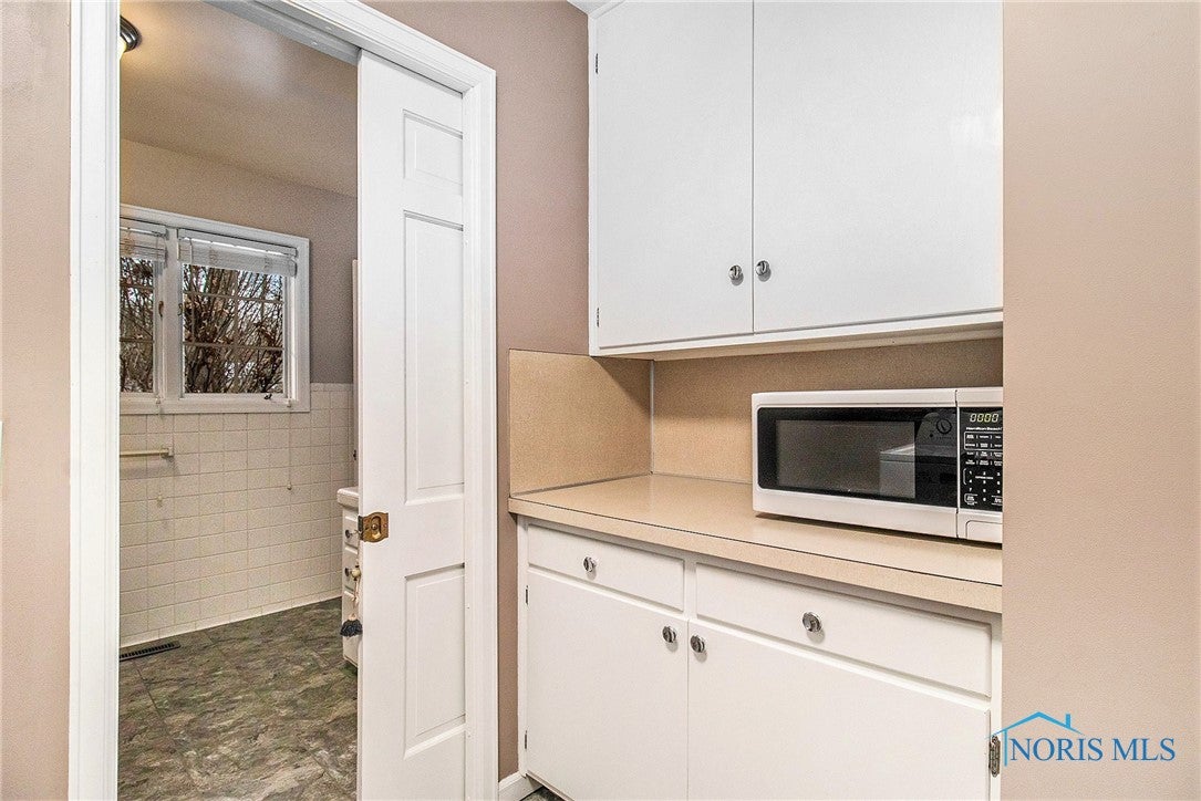 5610 Flanders Road Toledo, OH 43623 - Photo 14 of 35 Gallery Image 14