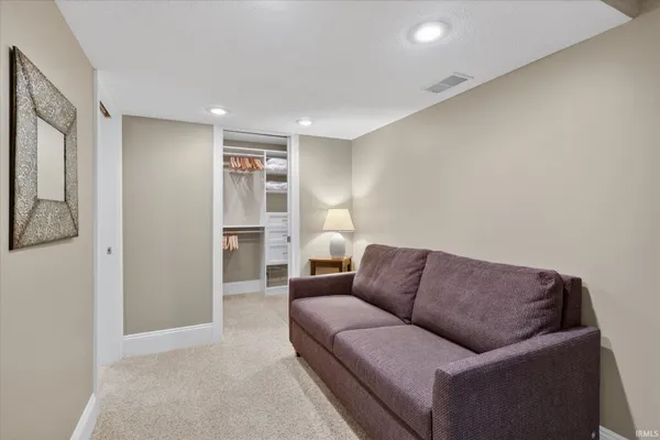 $675,000 | 53475 Hansel Lane, South Bend, IN 46637
