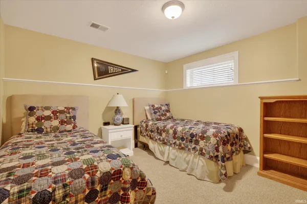 $675,000 | 53475 Hansel Lane, South Bend, IN 46637