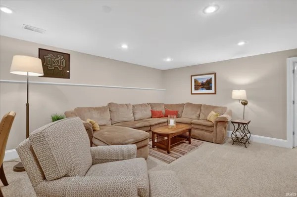 $675,000 | 53475 Hansel Lane, South Bend, IN 46637