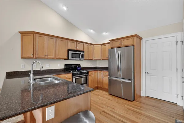 $675,000 | 53475 Hansel Lane, South Bend, IN 46637