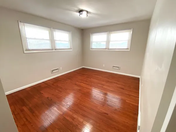$340,000 | 6 Canterbury Drive, Endicott, NY 13760