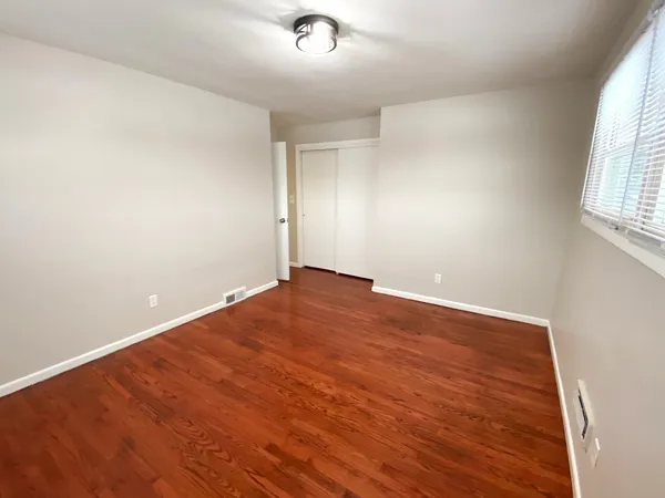 $340,000 | 6 Canterbury Drive, Endicott, NY 13760