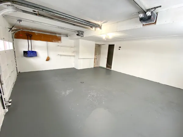 $340,000 | 6 Canterbury Drive, Endicott, NY 13760